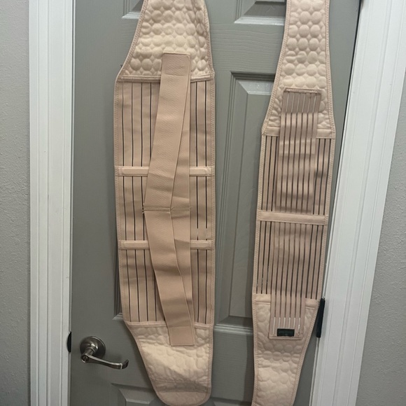 Chong Erfei postpartum waist and pelvic belts - Picture 1 of 4